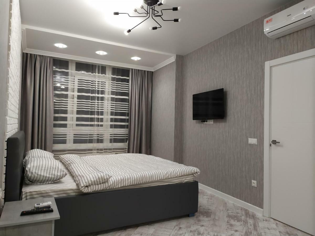 Skyview Apartments Odessa Exterior foto