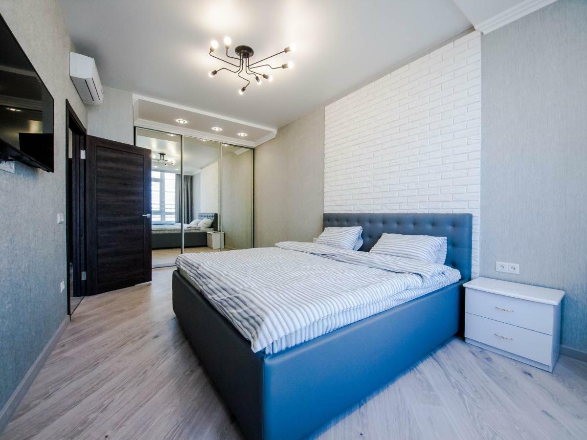 Skyview Apartments Odessa Exterior foto